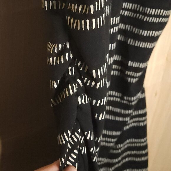 Liz Lange Womens Maternity Sleeveless Stretchy Striped Midi Dress XXL - Picture 3 of 5